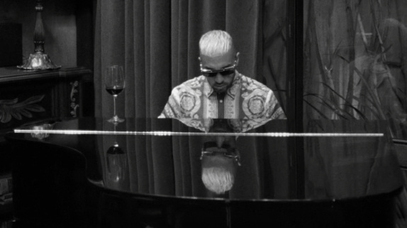 Sofiane Pamart délivre le clip de "Noche"