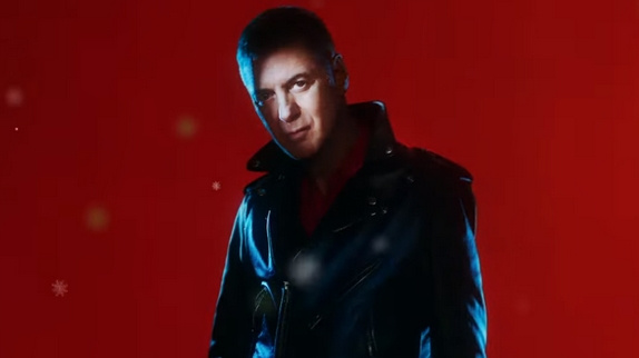 Etienne Daho passe "Noël avec toi"