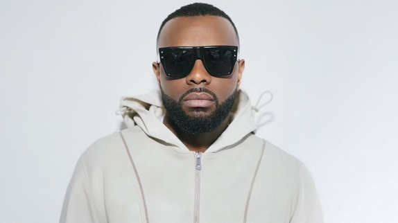 Gims commence l'année avec "Overton"