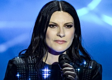 Laura Pausini s'emporte en plein concert