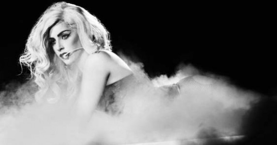 Lady GaGa : son remix inédit de "Born This Way"