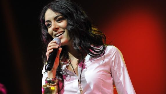 Sofia Essaïdi, plus actrice que chanteuse ?