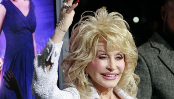 Un duo Lady GaGa / Dolly Parton ?