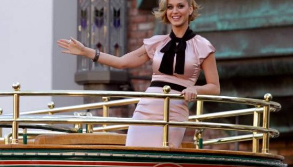 Katy Perry, grande gagnante des People's Choice Awards 2012