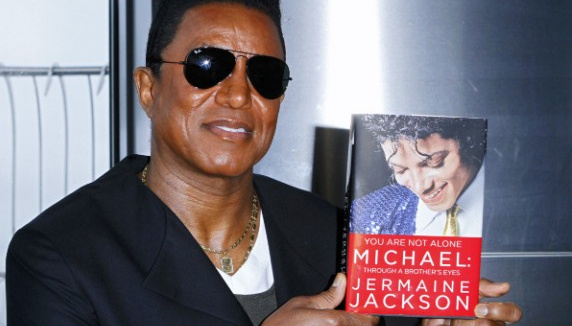 Jermaine Jackson : une biographie sur son frère