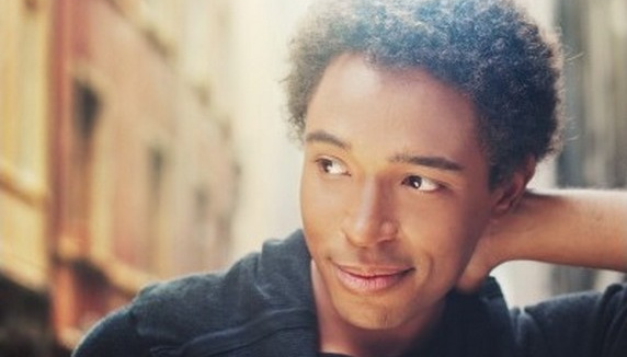 Stéphan Rizon dévoile son 1er single : écoutez !