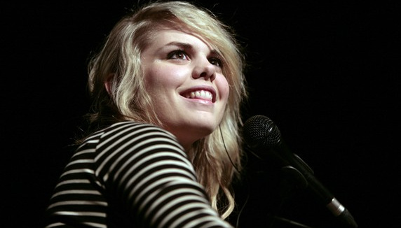 Coeur de Pirate en solo pour une tournée en 2013