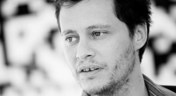 Le fils de Joe Dassin dévoile son clip