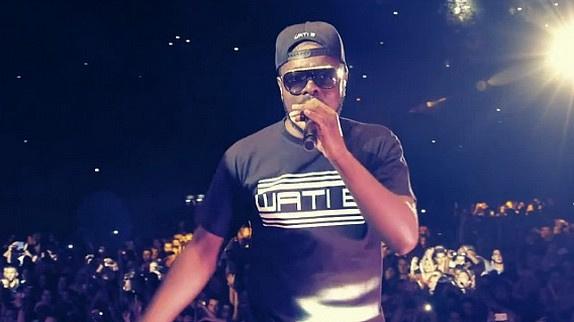 Maître Gims dévoile le clip "One Shot"