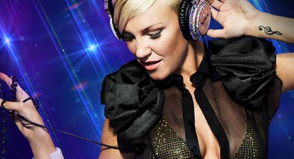 Kate Ryan de retour avec "Not Alone" : écoutez !