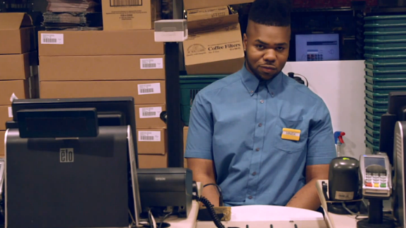 MNEK : danse et vibe 90's pour "The Rythm"