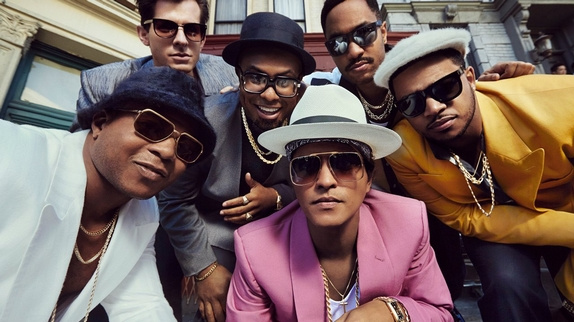 "Uptown Funk" : 100.000 ventes en 2015