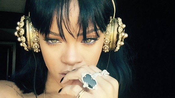 Rihanna : son casque à 8.000 euros en rupture