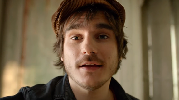 Découvrez Gauvain Sers, le protégé de Renaud !