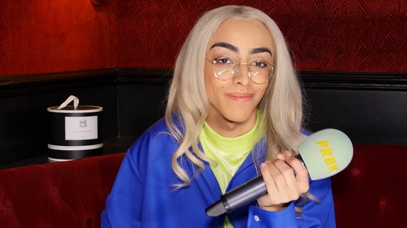 Bilal Hassani en interview avant l'Eurovision
