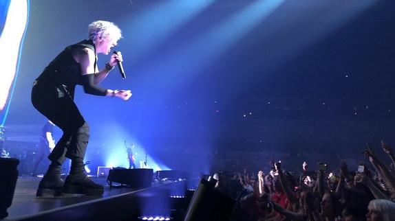 Indochine : un final dantesque à Lille !