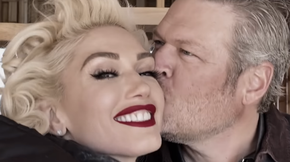 Gwen Stefani et B. Shelton in love dans leur clip