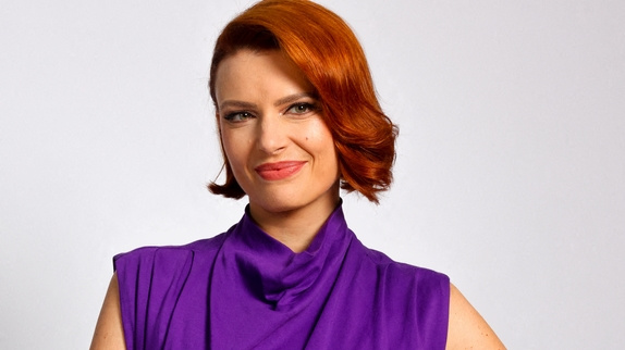 Elodie Frégé se confie sur son nouvel album