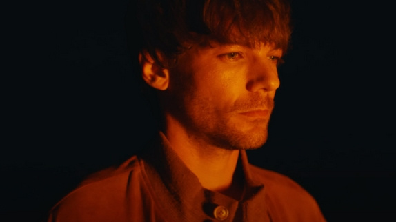 Louis Tomlinson de retour : un album et un clip