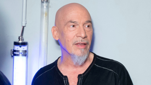 Florent Pagny victime d'une lourde chute