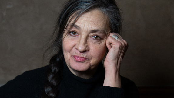 Catherine Ringer, émue, parle de Fred Chichin