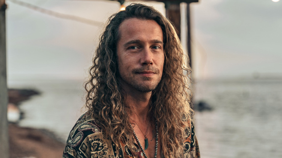 Julien Doré se confie sur "Panda" saison 2