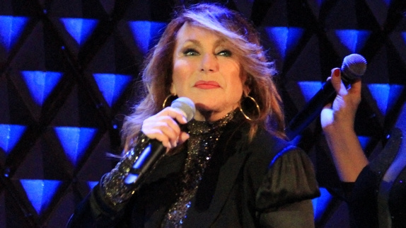 Julie Pietri : son concert tourne au fiasco !