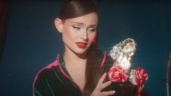 Sophie Ellis-Bextor : son nouveau clip délirant !