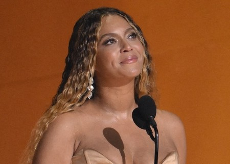 Beyoncé devient milliardaire