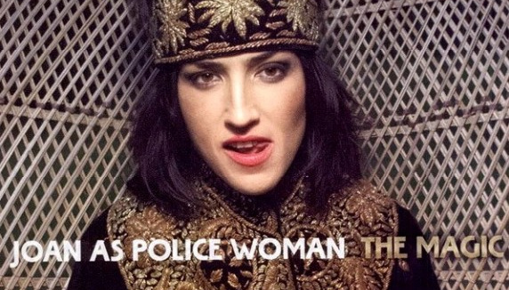 Joan As The Police Woman : phénix des hôtes de ces bois ?