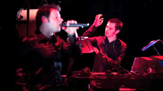 "Electro(n) libre" : Nougaro à la sauce électro