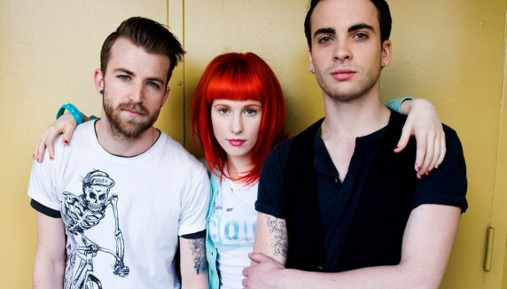 Paramore dévoile "In The Mourning"