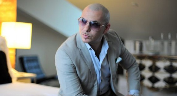 Pitbull en concert en Alaska après une blague