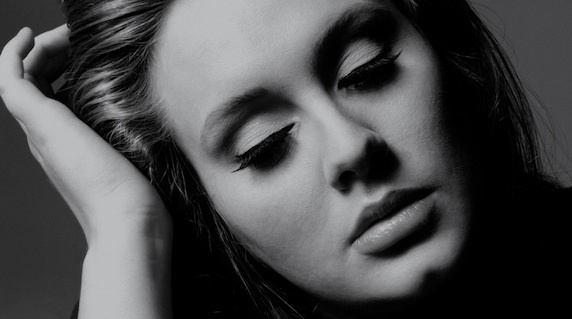 Adele : son label empoche 52M€ grâce à "21"