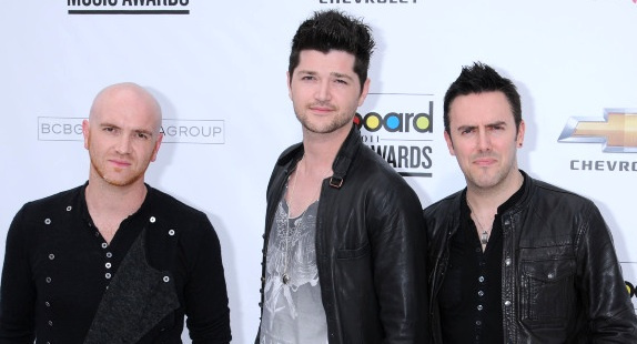 The Script enchaîne avec "Six Degrees..."