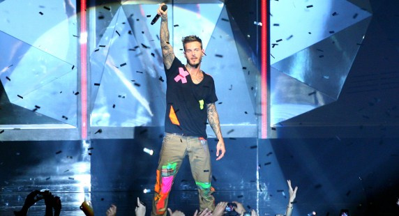 M. Pokora dévoile le teaser de son DVD live