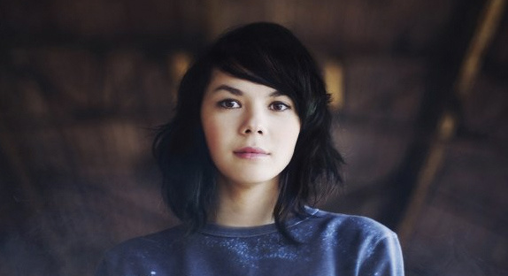 Sophie-Tith : son premier single sera...