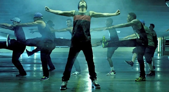 Austin Mahone : le clip de "What About Love" !
