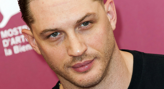 Tom Hardy dans la peau d'Elton John