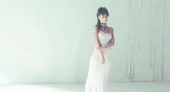 Rihanna : les coulisses de son nouveau clip