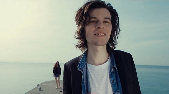 Découvrez le nouveau clip de Valentin Marceau