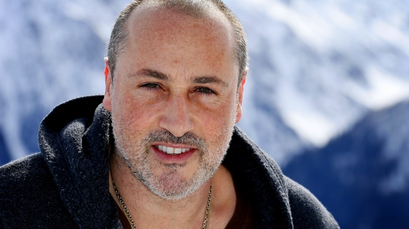Roméo Sarfati se lance dans la musique : écoutez