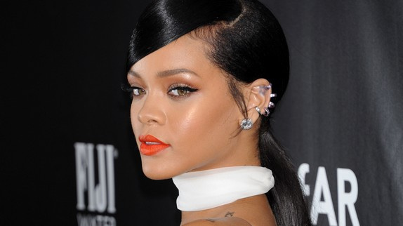 Rihanna lâche un nouveau son sur Instagram