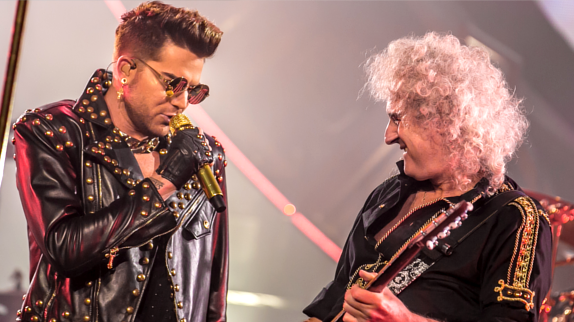 Queen + Adam Lambert : un show démesuré