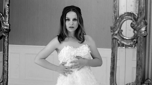 Musique de la Pub Miss Dior : qui chante ?