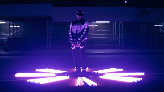 Booba à Los Angeles pour "92i Veyron" : le clip