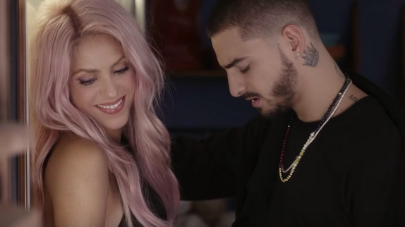 Shakira : le clip sexy de "Chantaje" !