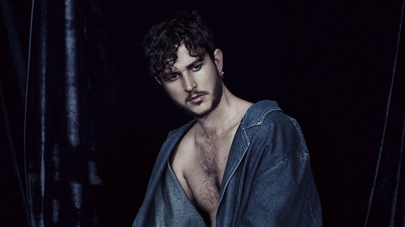 Oscar and the Wolf en interview