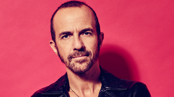 Calogero dévoile le titre inédit "La vraie vie"