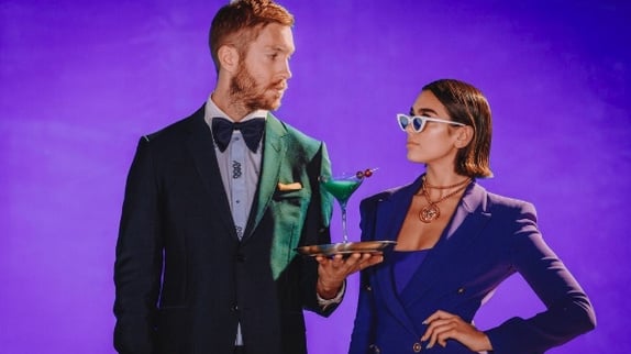 "One Kiss" bat des records en Angleterre